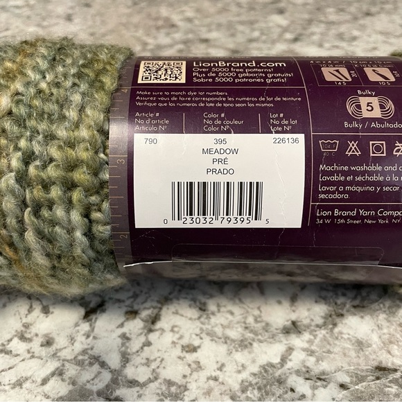Lion Brand Homespun Yarn Vintage Bundle in Green and Brown - Picture 5 of 8